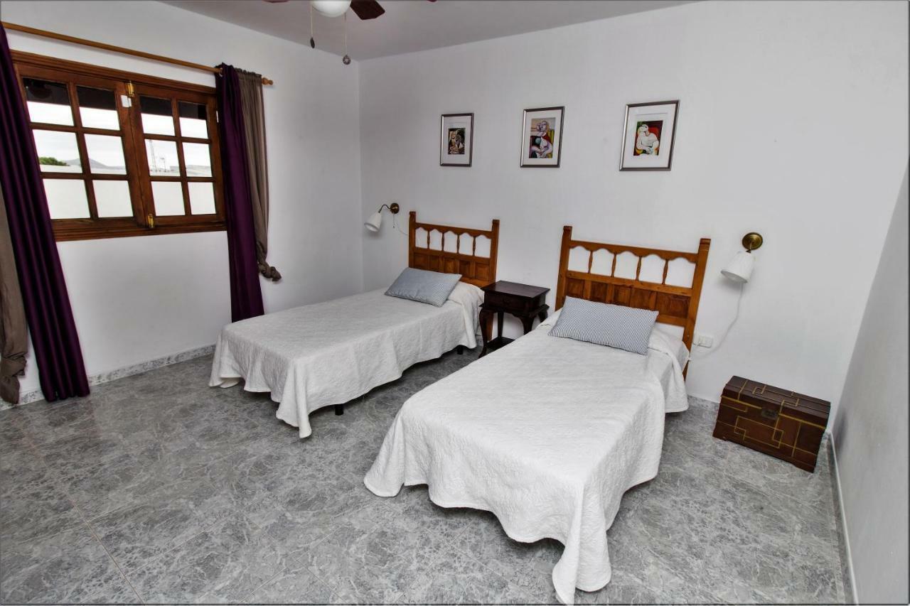 Casa Nora Pensionat Güime Exteriör bild