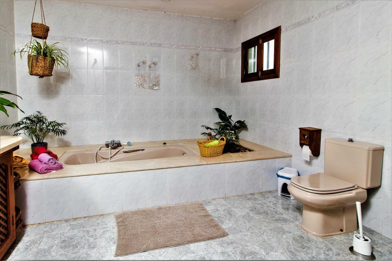 Casa Nora Pensionat Güime Exteriör bild